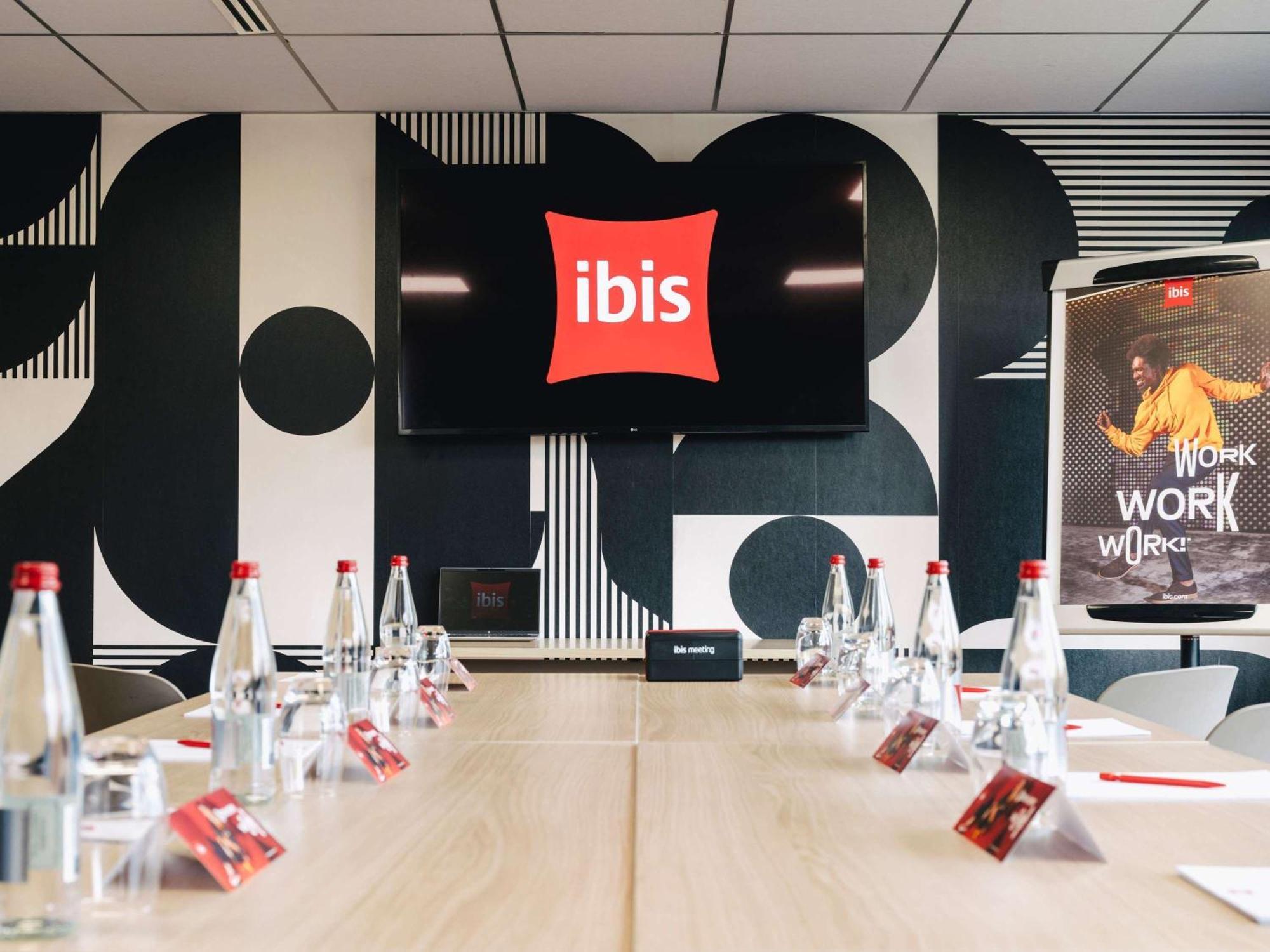 Ibis Rouen Centre Rive Droite Pasteur Hotell Eksteriør bilde